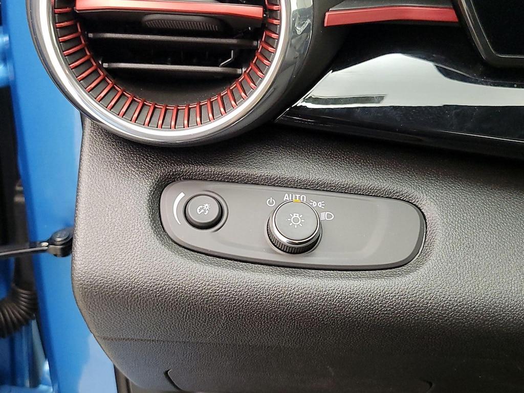 used 2025 Chevrolet Trax car, priced at $27,998