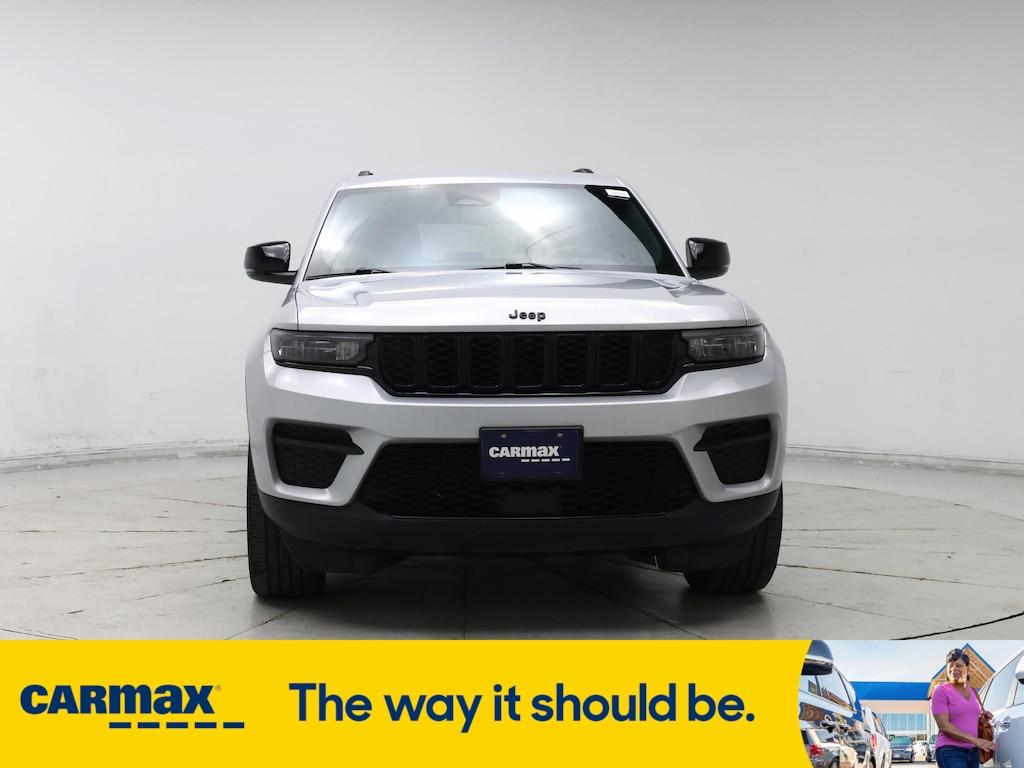 used 2022 Jeep Grand Cherokee car, priced at $31,998