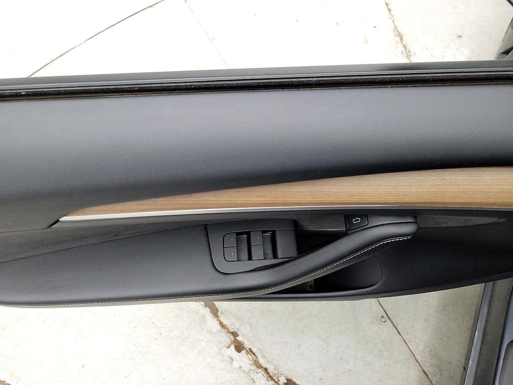 used 2021 Tesla Model 3 car, priced at $27,998