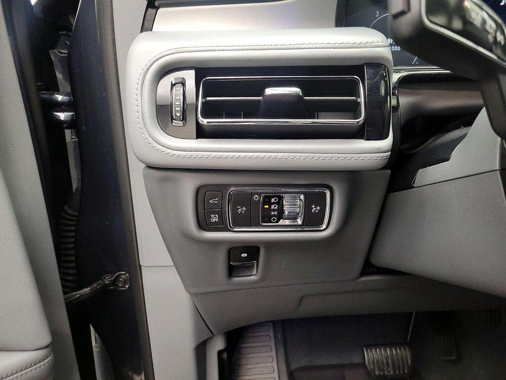 used 2022 Lincoln Nautilus car, priced at $34,998