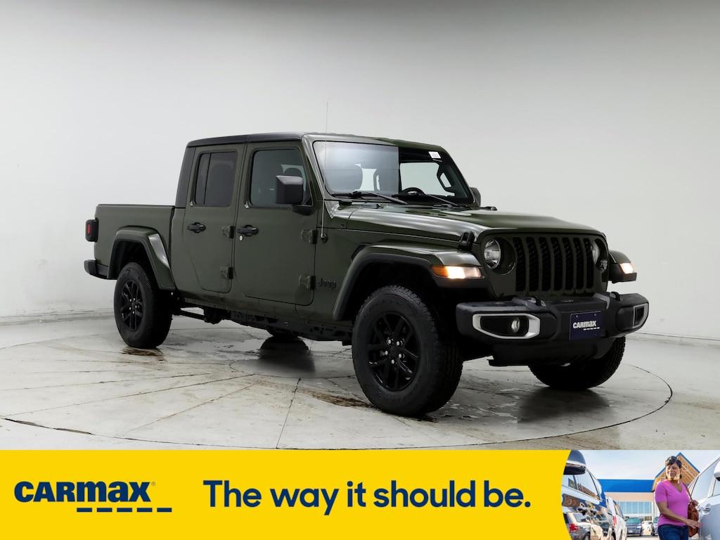 used 2023 Jeep Gladiator car, priced at $30,998