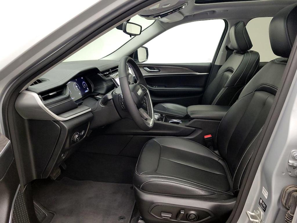used 2023 Jeep Grand Cherokee car, priced at $40,998