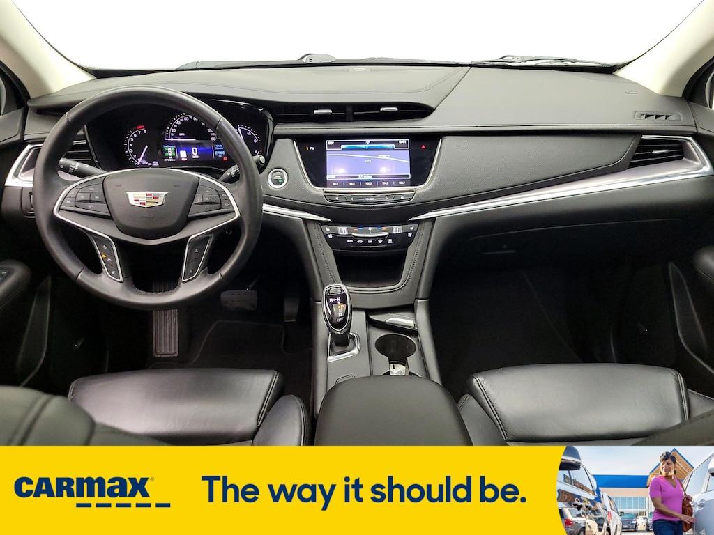 used 2017 Cadillac XT5 car, priced at $28,998