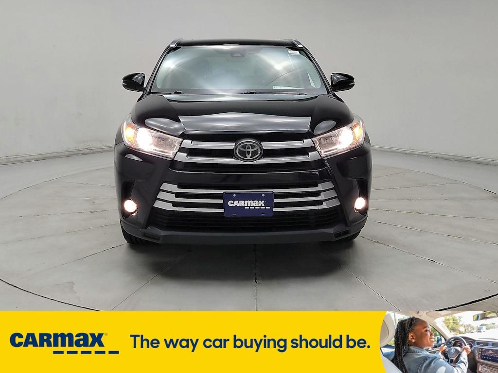 used 2017 Toyota Highlander car, priced at $26,998