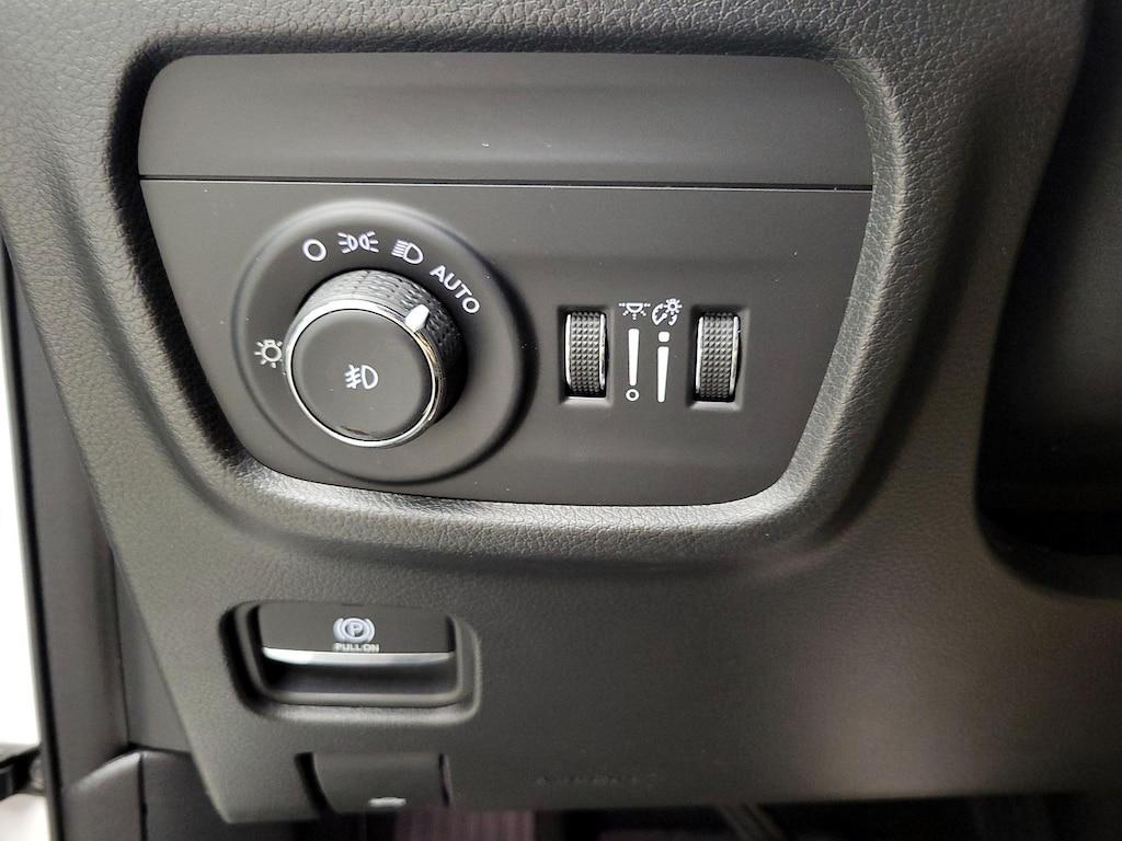 used 2023 Jeep Grand Cherokee car, priced at $39,998