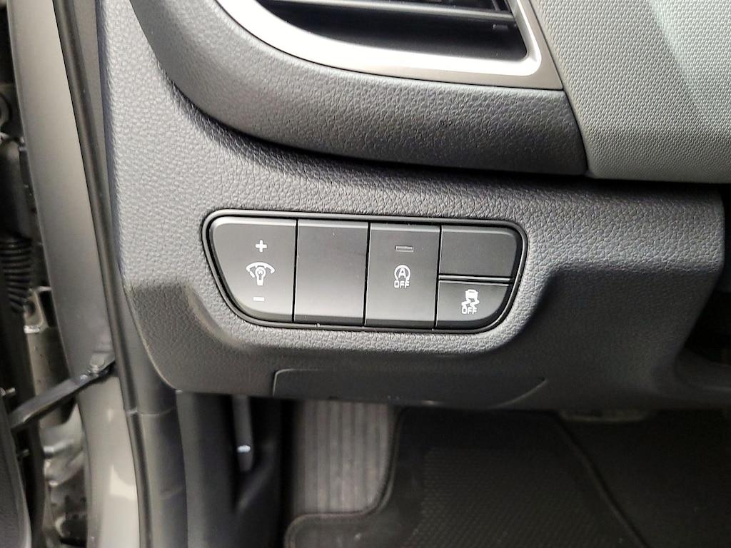 used 2025 Kia Seltos car, priced at $26,998