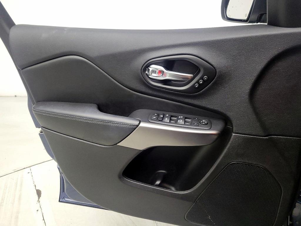 used 2021 Jeep Cherokee car, priced at $22,998