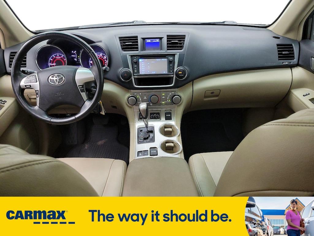 used 2013 Toyota Highlander car, priced at $18,998