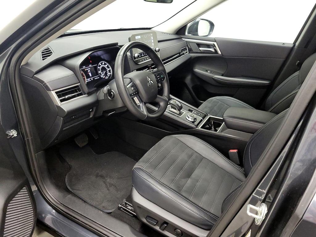 used 2024 Mitsubishi Outlander car, priced at $27,998