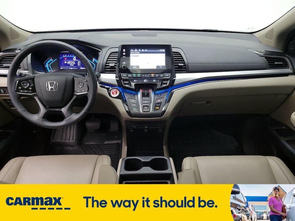 used 2023 Honda Odyssey car, priced at $39,998