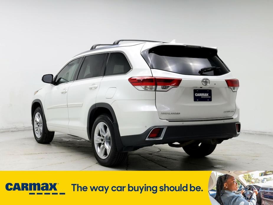 used 2019 Toyota Highlander car, priced at $27,998