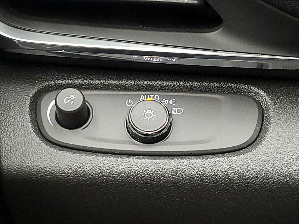 used 2024 Buick Envista car, priced at $27,998