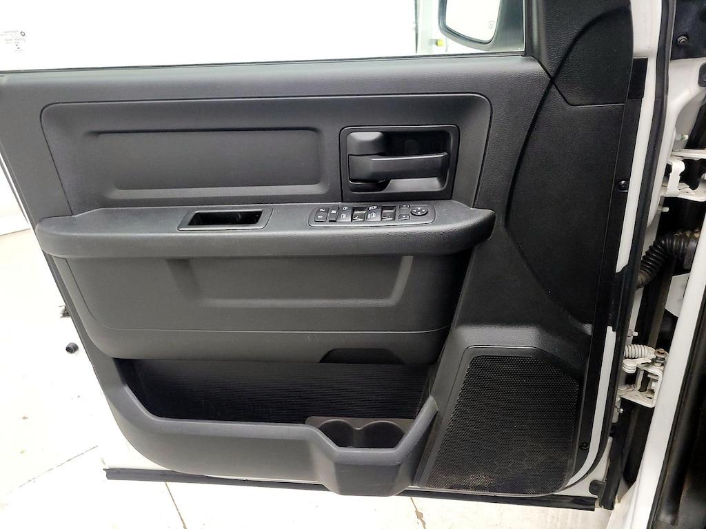 used 2020 Ram 1500 Classic car, priced at $25,998