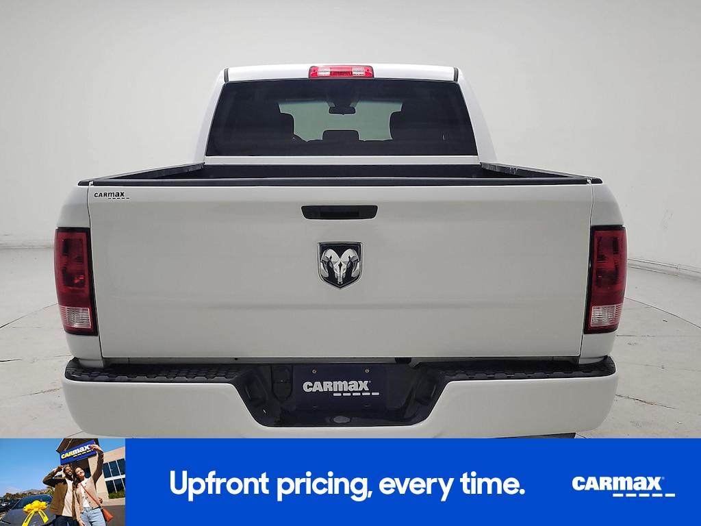 used 2020 Ram 1500 Classic car, priced at $25,998