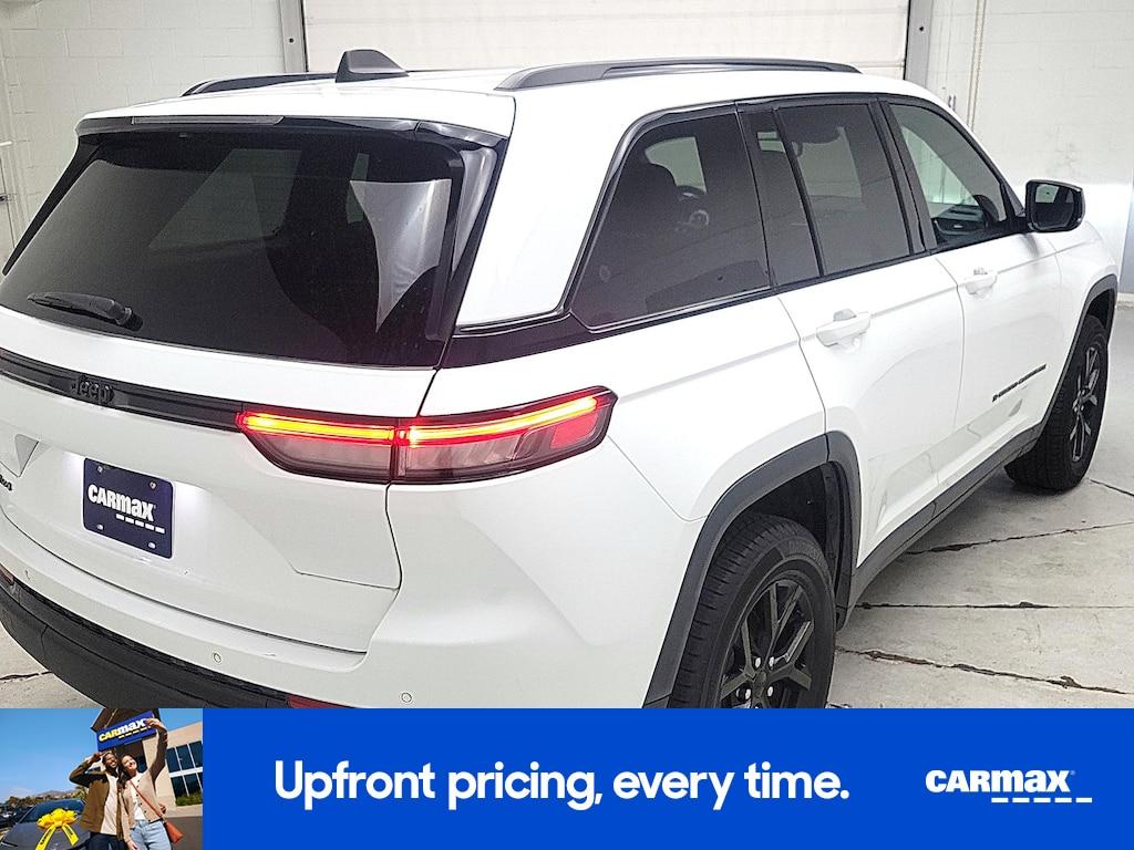 used 2024 Jeep Grand Cherokee car, priced at $29,998
