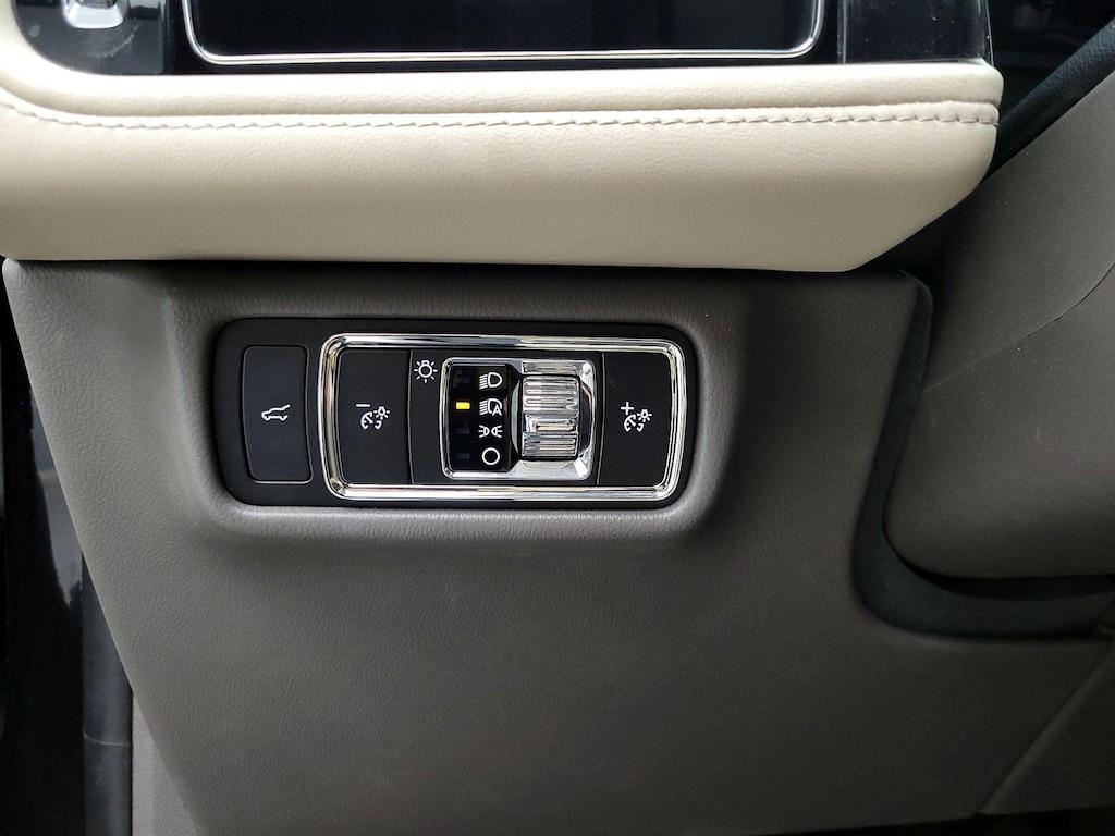 used 2023 Lincoln Aviator car, priced at $50,998