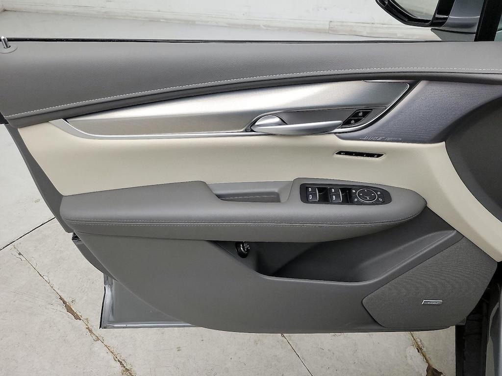 used 2024 Cadillac XT5 car, priced at $44,998