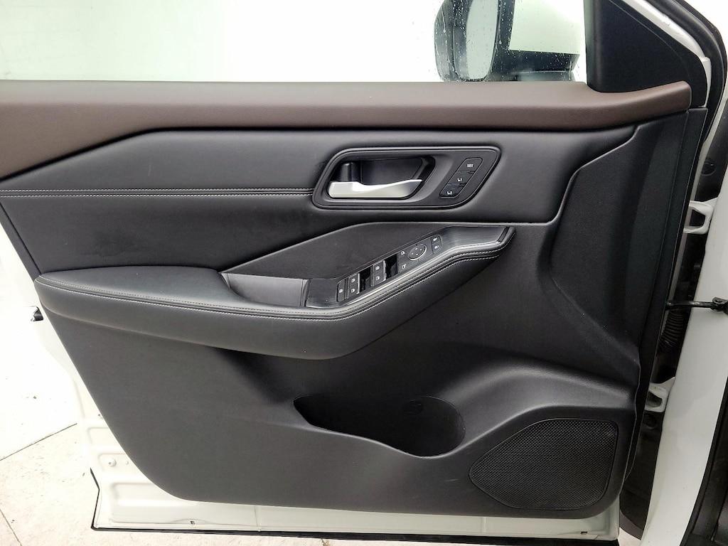used 2023 Nissan Rogue car, priced at $24,998