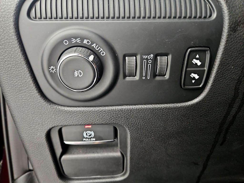 used 2022 Jeep Wagoneer car, priced at $48,998