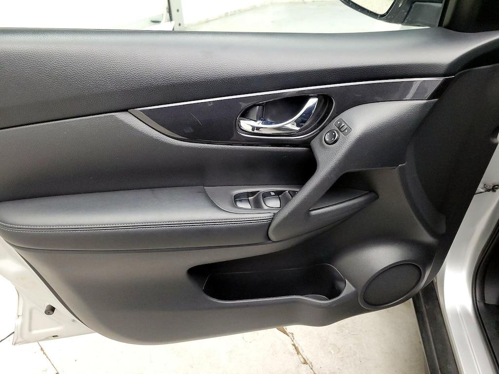 used 2019 Nissan Rogue car, priced at $15,998