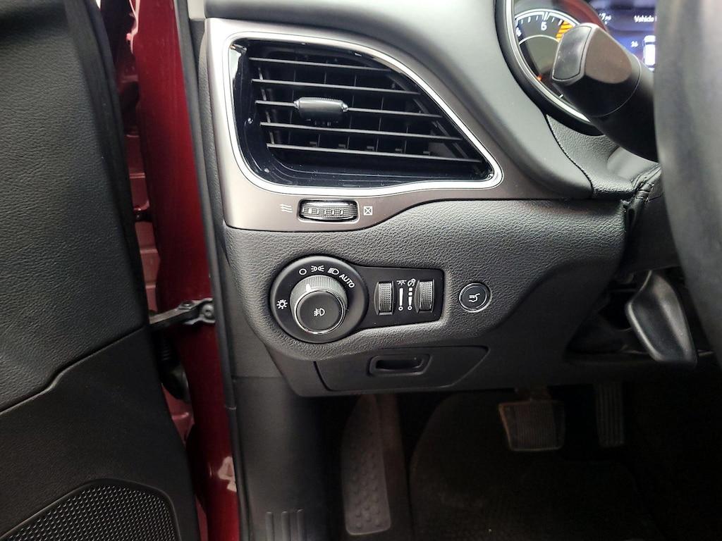 used 2019 Jeep Cherokee car, priced at $19,998