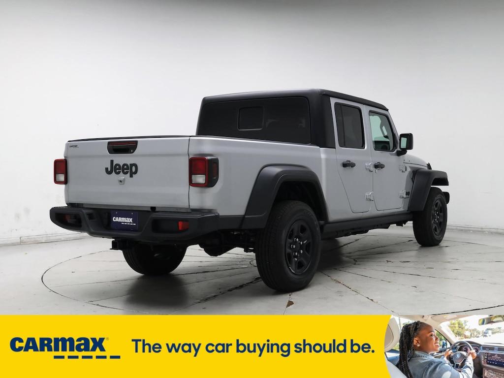 used 2024 Jeep Gladiator car, priced at $37,998