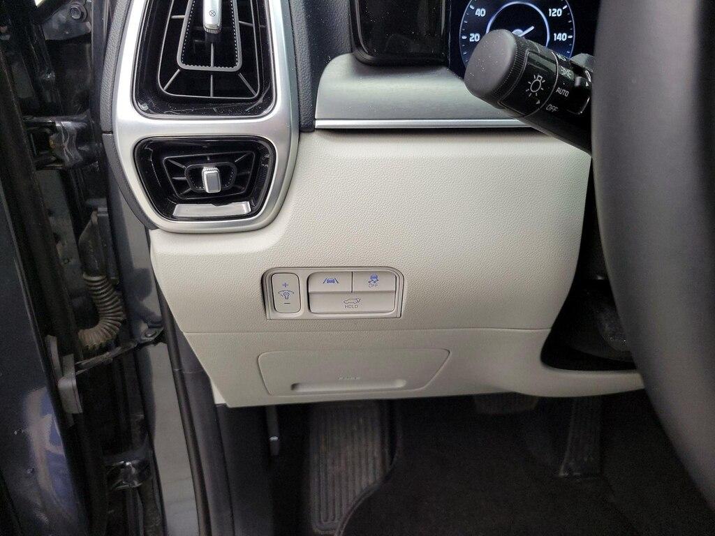 used 2023 Kia Sorento car, priced at $37,998