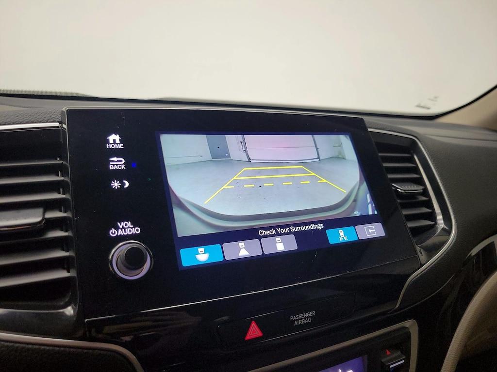 used 2021 Honda Pilot car, priced at $34,998