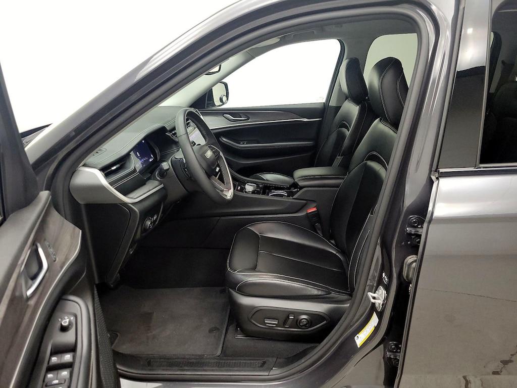 used 2023 Jeep Grand Cherokee car, priced at $31,998