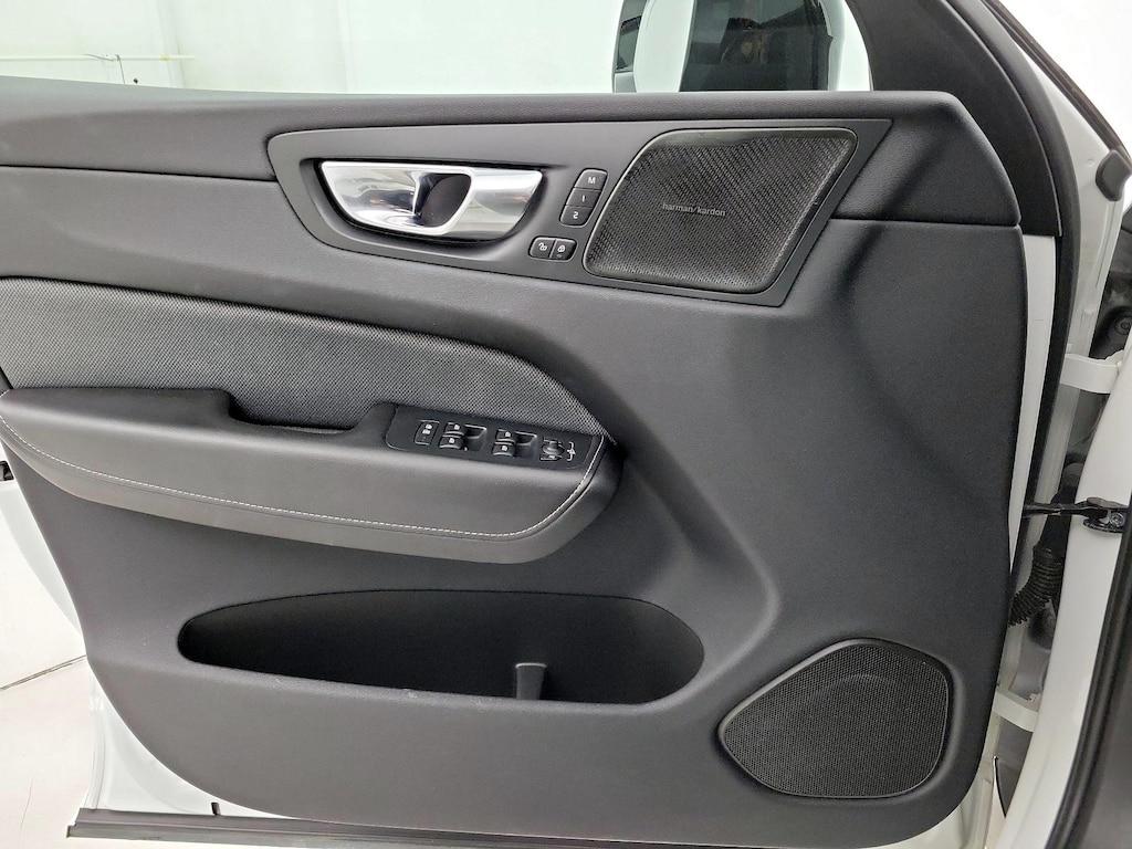 used 2022 Volvo XC60 Recharge Plug-In Hybrid car, priced at $31,998