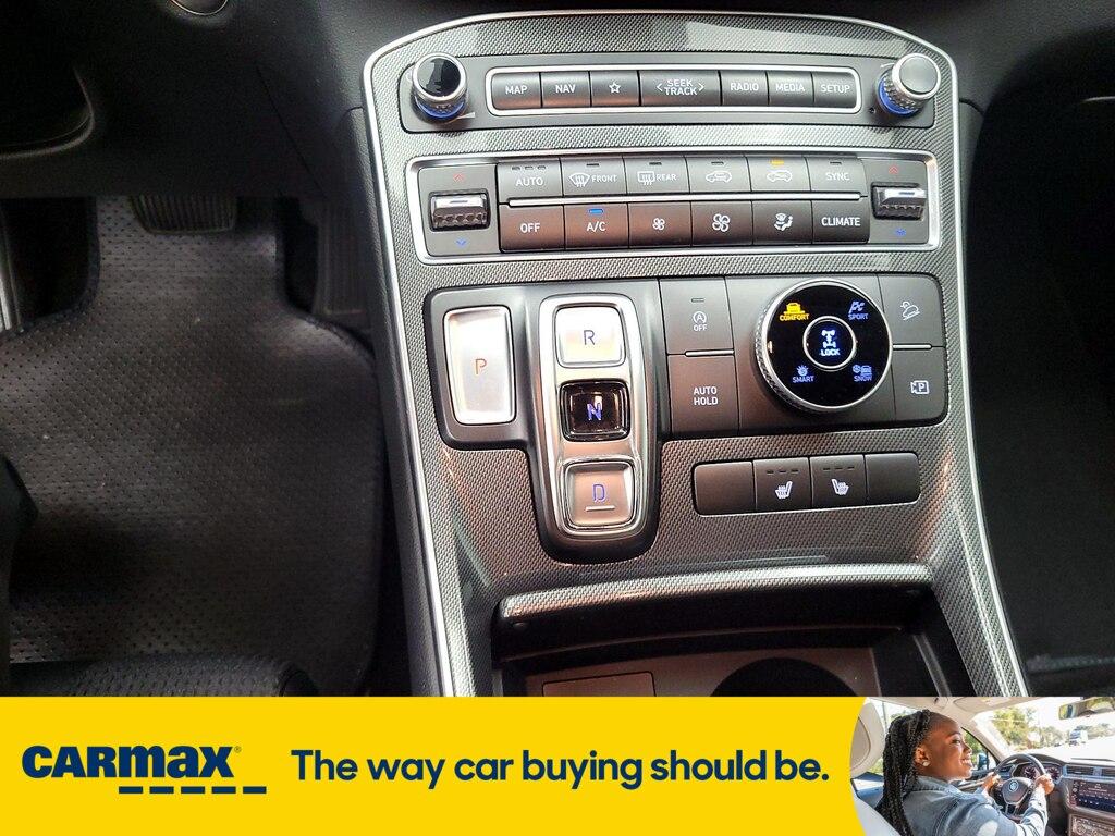 used 2023 Hyundai Santa Fe car, priced at $25,998