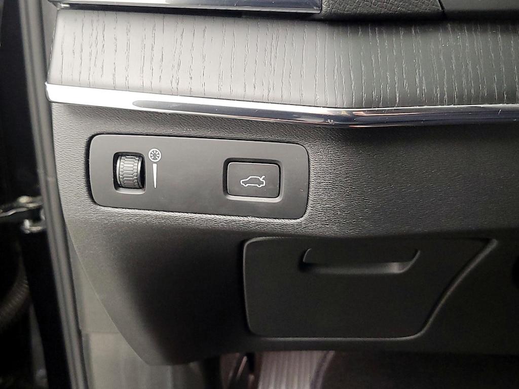 used 2020 Volvo XC90 car, priced at $34,998