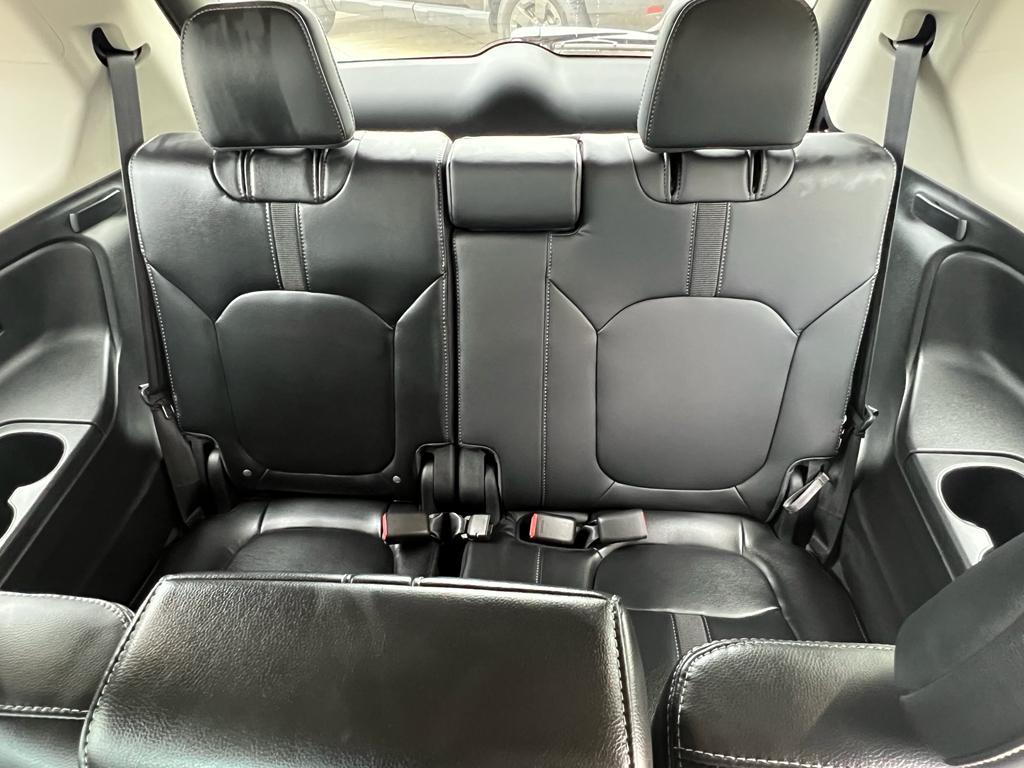 new 2025 Honda Pilot car, priced at $44,950