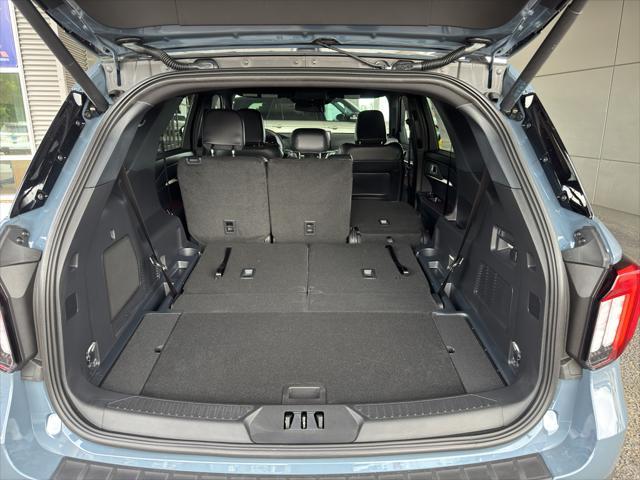new 2025 Ford Explorer car, priced at $48,445