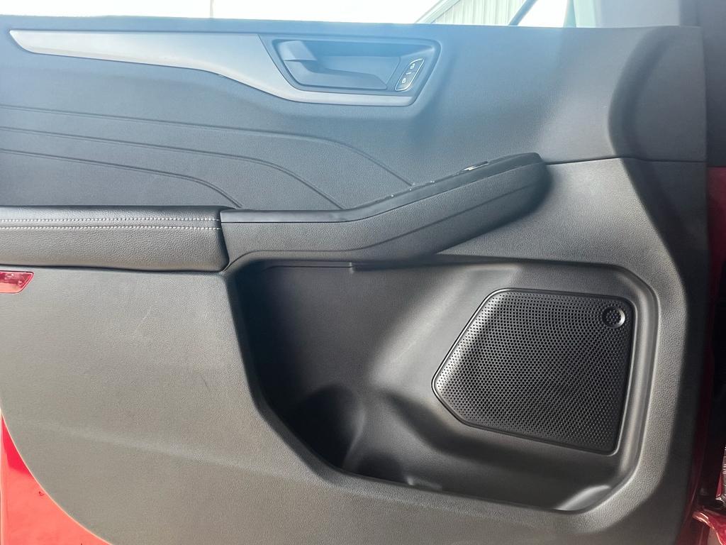 new 2025 Ford Escape car, priced at $32,700