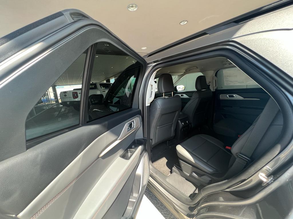 new 2025 Ford Explorer car, priced at $45,665