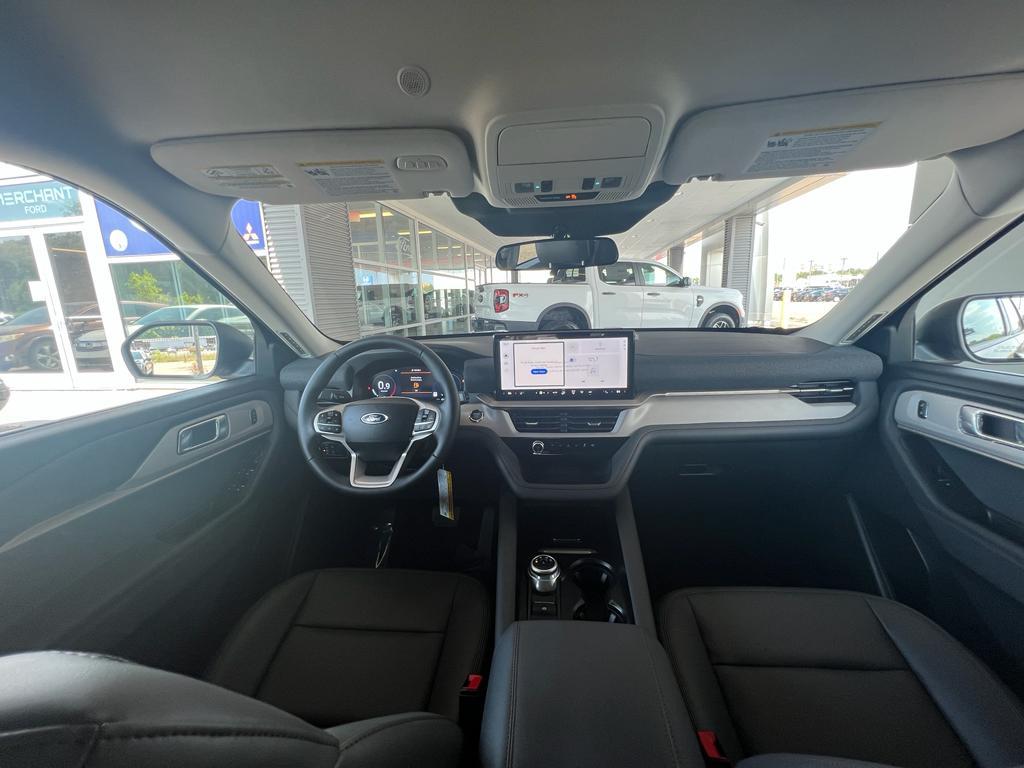 new 2025 Ford Explorer car, priced at $45,665