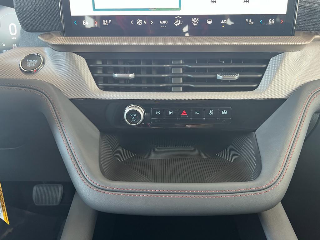 new 2025 Ford Explorer car, priced at $45,665