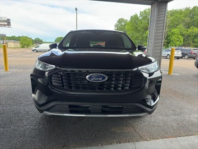new 2025 Ford Escape car, priced at $30,990