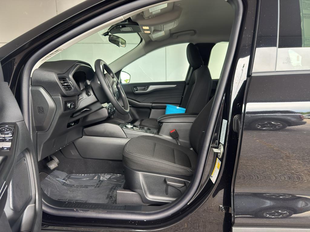 new 2025 Ford Escape car, priced at $30,990
