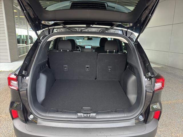 new 2025 Ford Escape car, priced at $30,990
