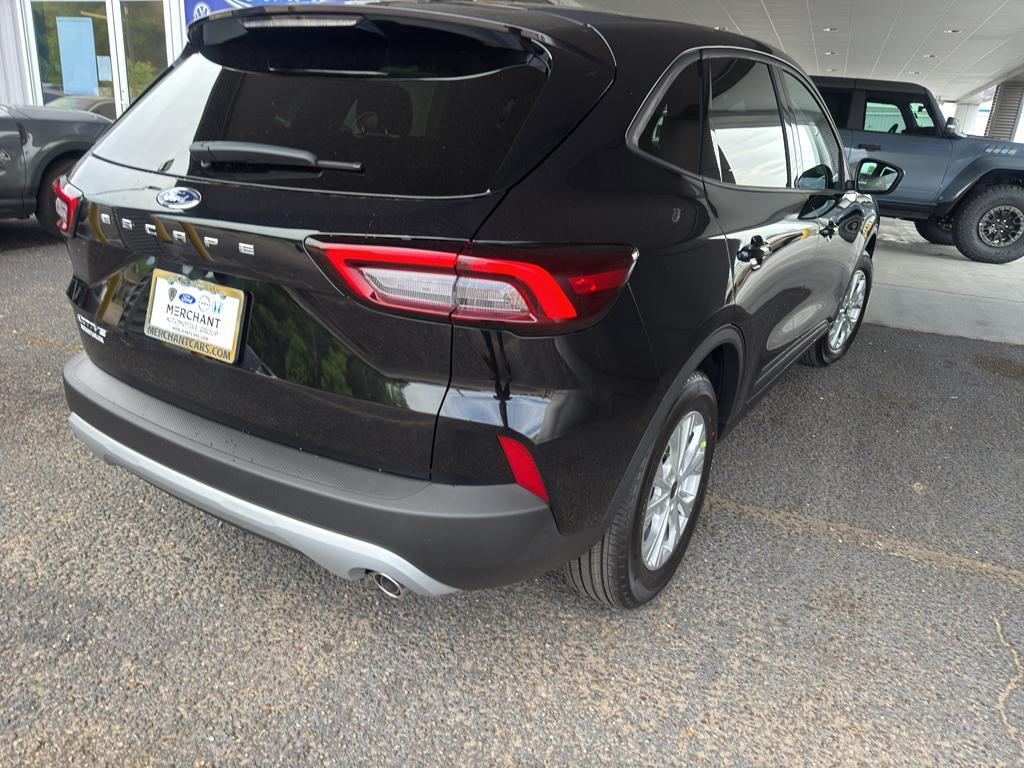 new 2025 Ford Escape car, priced at $30,990