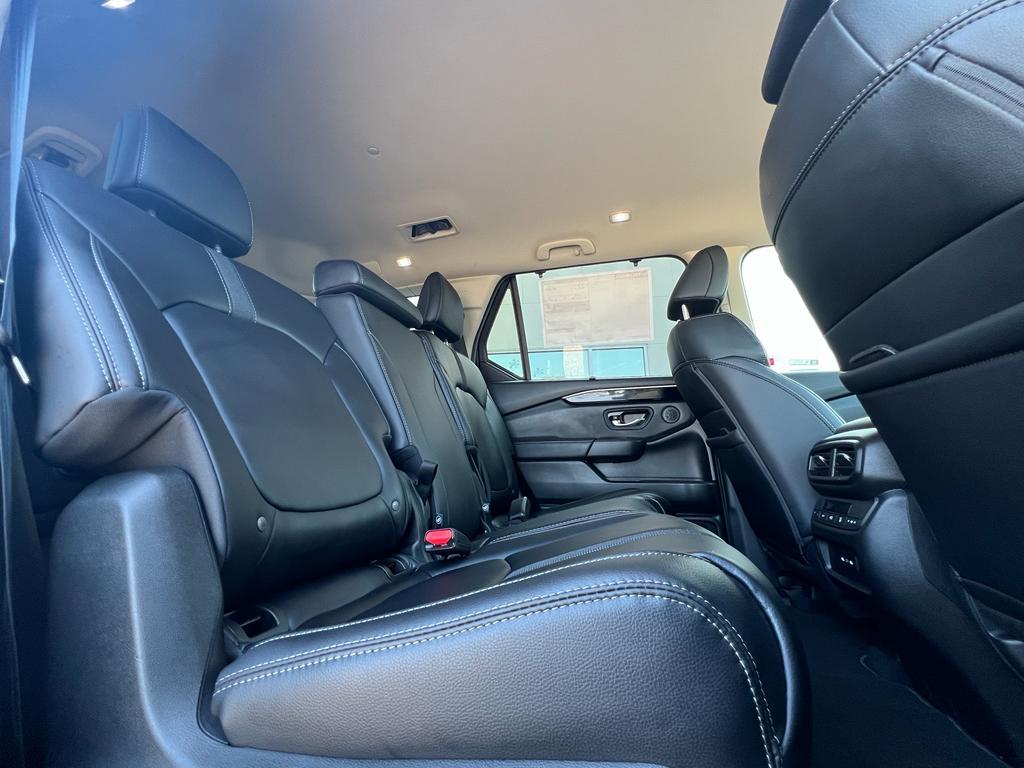 new 2025 Honda Pilot car, priced at $44,950