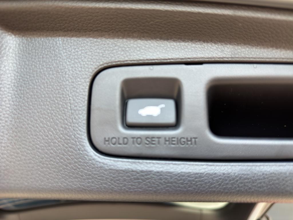 new 2026 Honda CR-V Hybrid car, priced at $40,575