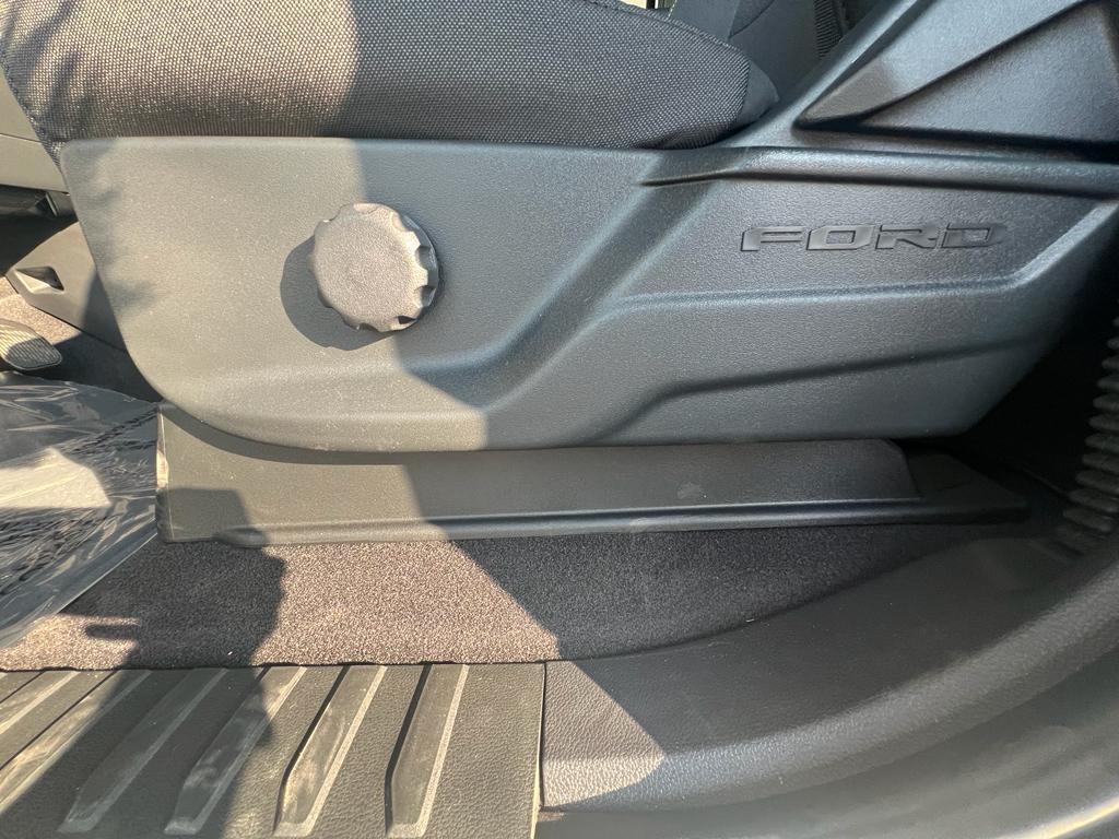 new 2025 Ford F-150 car, priced at $51,960