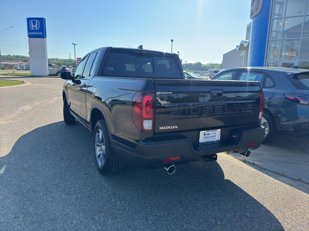 new 2025 Honda Ridgeline car, priced at $44,430