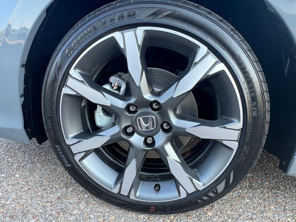 new 2026 Honda Civic Hybrid car, priced at $35,145