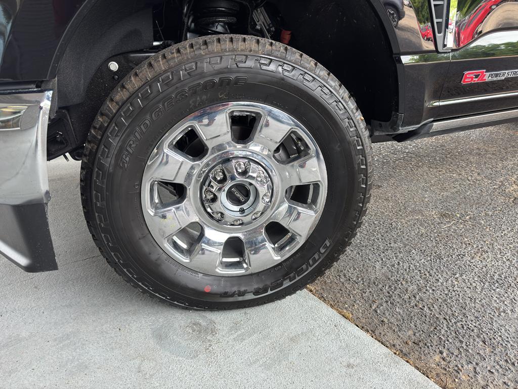 new 2025 Ford F-250 car, priced at $98,840