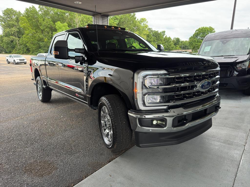 new 2025 Ford F-250 car, priced at $98,840