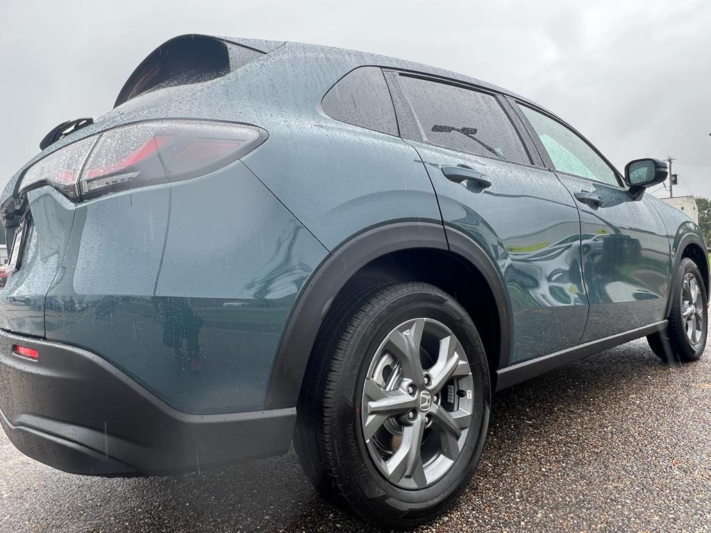 new 2026 Honda HR-V car, priced at $28,050